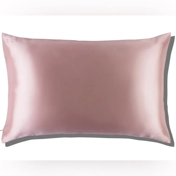 Slip Silk Queen Pillowcase in Pink - Picture 2 of 6